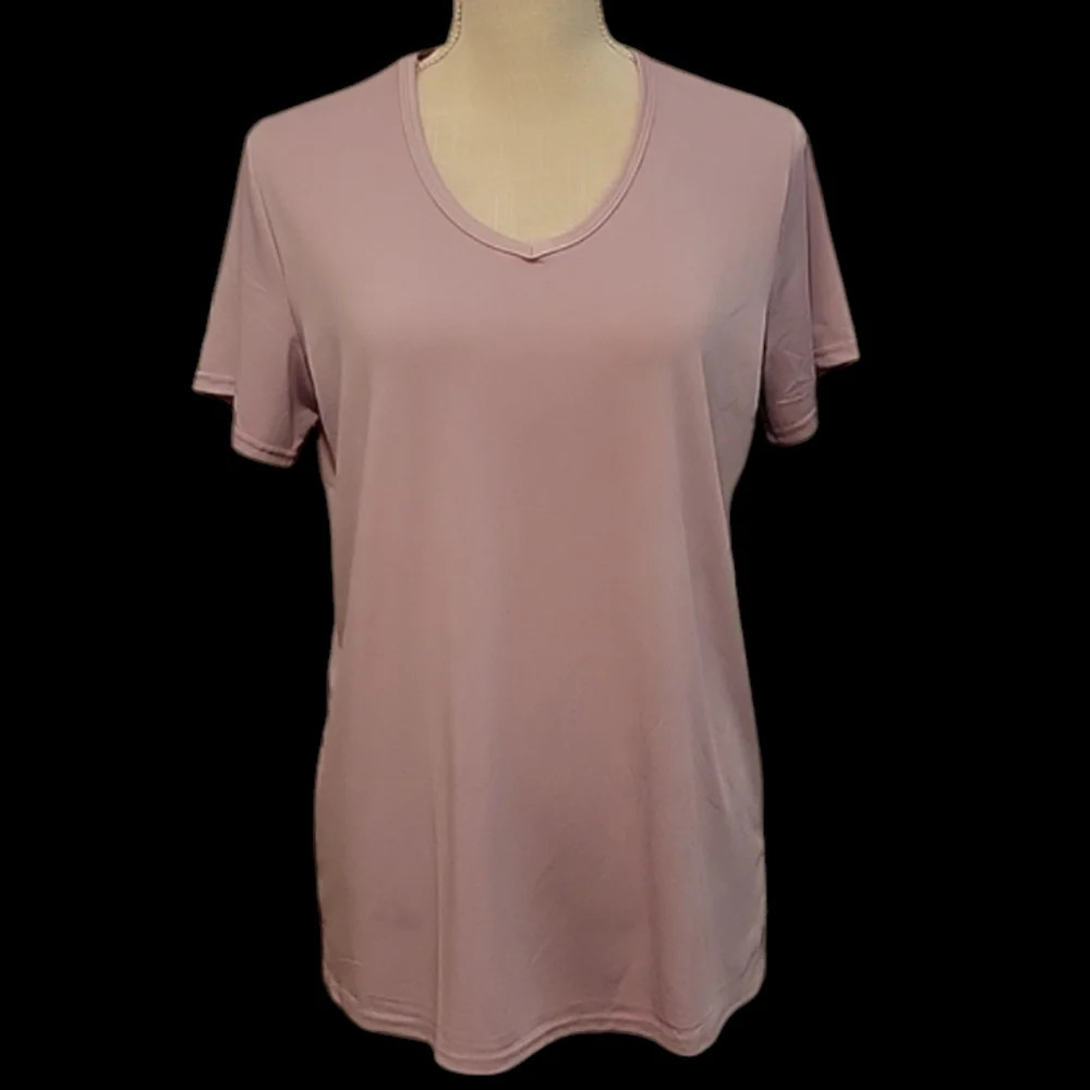 NWOT Real Essentials Workout Top